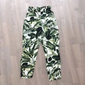 H&M High Waist Leaf Botanical Vacation Print Paper Bag Pants